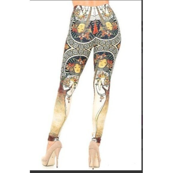 Plus Size Women Plus Size Creamy Soft Gaia Mucha Leggings - Picture 4 of 7